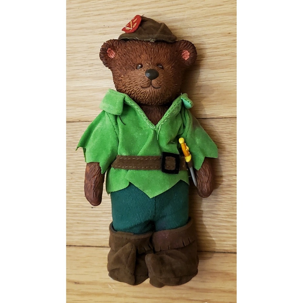 Vintage‎ Robin Hood 5" Figurine Bear